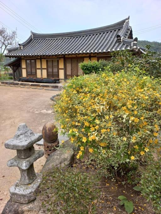 Yasun Gallery 慶州市 エクステリア 写真
